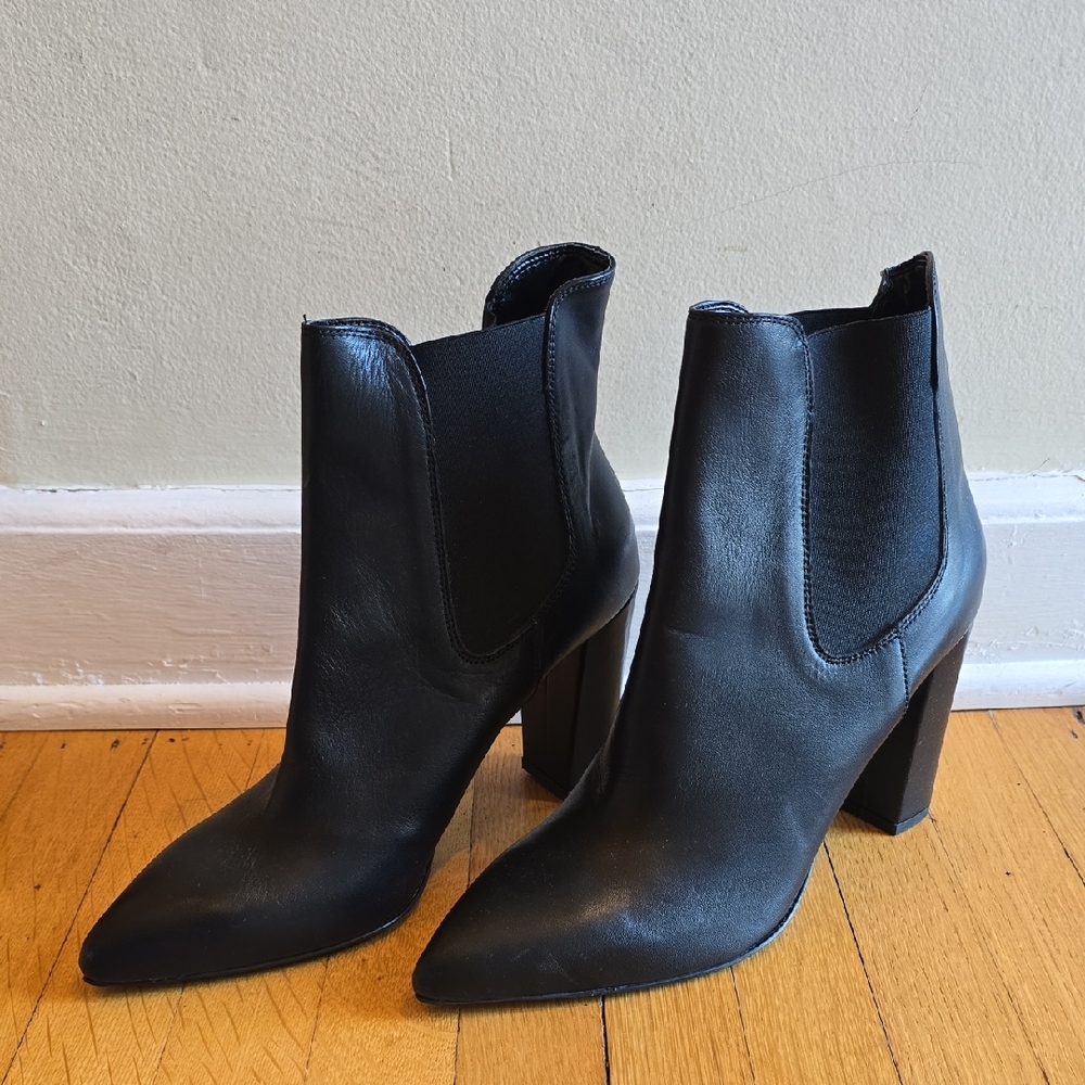 NWOT Formentini Black Leather Ankle Boots w/ Elastic Gussets, Women's 41